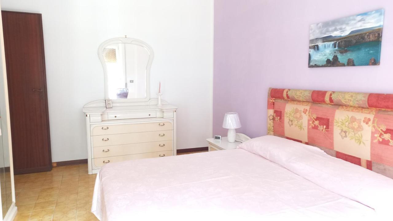 Appartamento Incantevole Al Centro Di Torvaianica Dış mekan fotoğraf