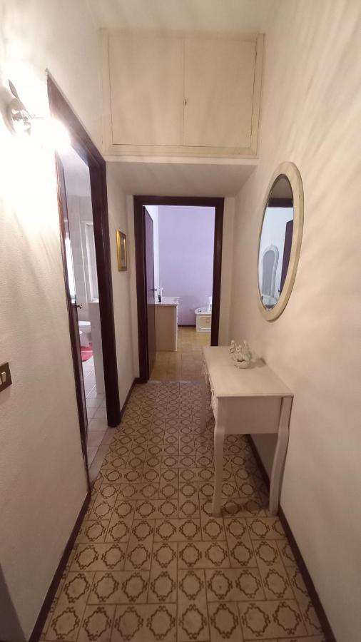Appartamento Incantevole Al Centro Di Torvaianica Dış mekan fotoğraf